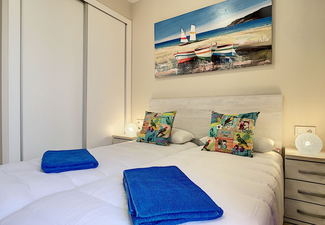 Apartment in Mar de Cristal - Modern, pool view, south east facing