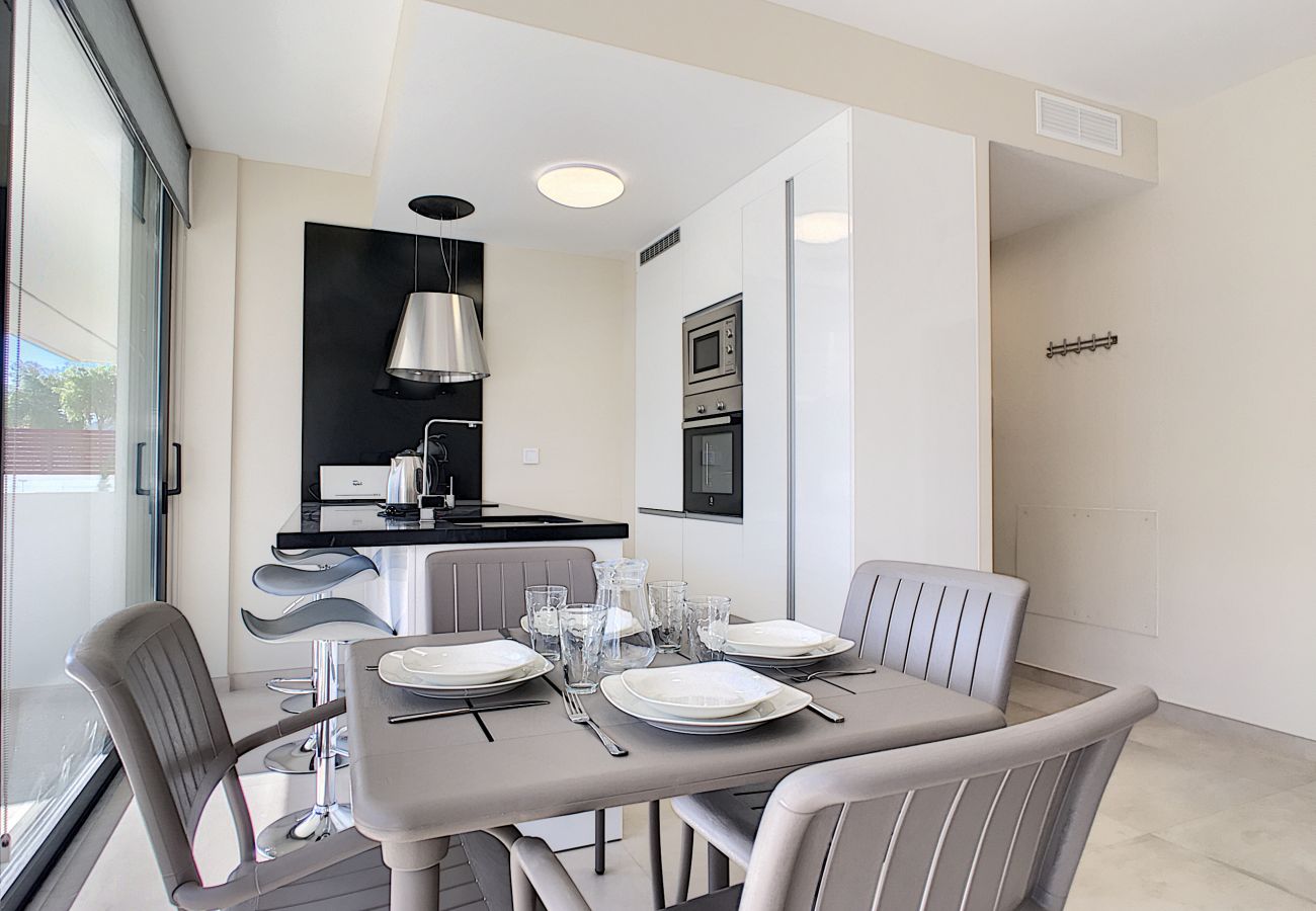 Apartment in Mar de Cristal - Modern, pool view, south east facing
