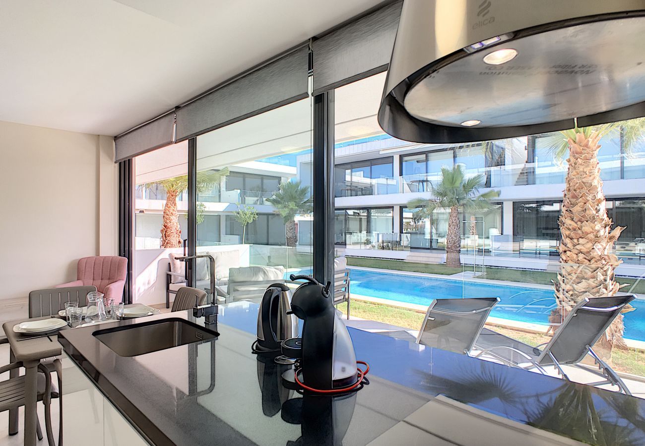 Apartment in Mar de Cristal - Modern, pool view, south east facing