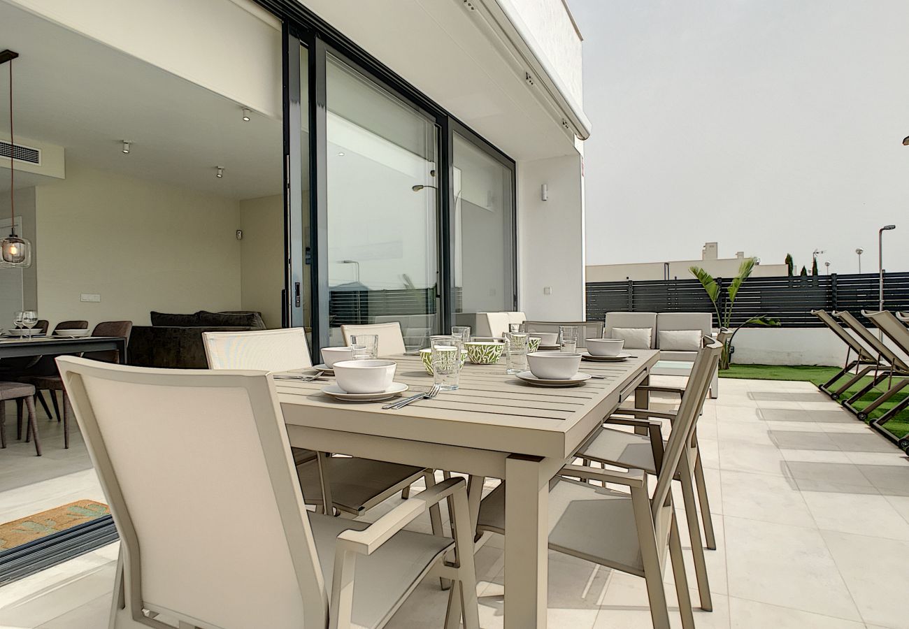 Villa in Mar de Cristal - Modern villa with private pool