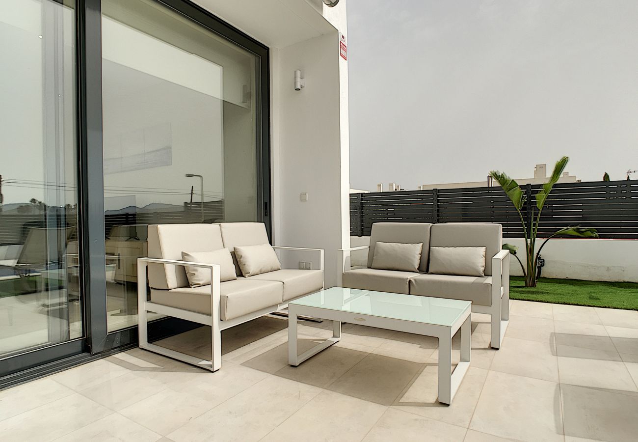 Villa in Mar de Cristal - Modern villa with private pool