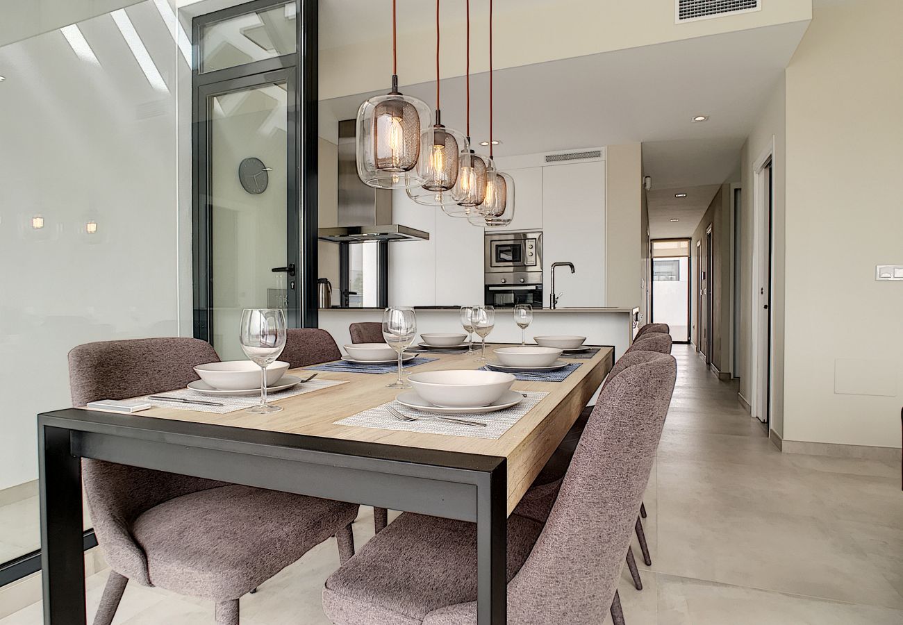Villa in Mar de Cristal - Modern villa with private pool