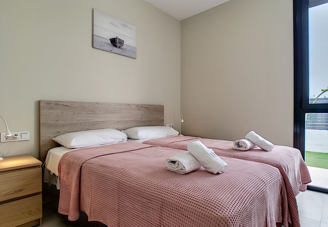 Villa in Mar de Cristal - Modern villa with private pool