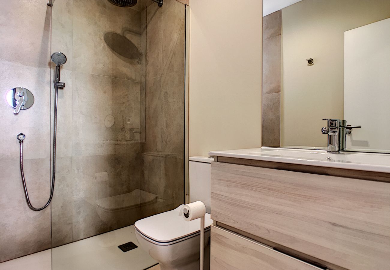 Villa in Mar de Cristal - Modern villa with private pool