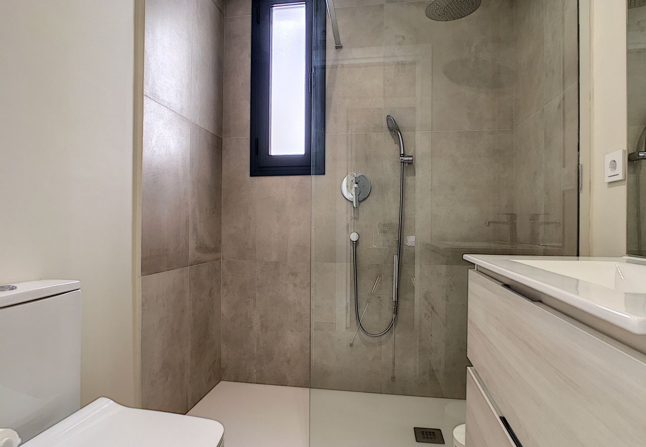Villa in Mar de Cristal - Modern villa with private pool