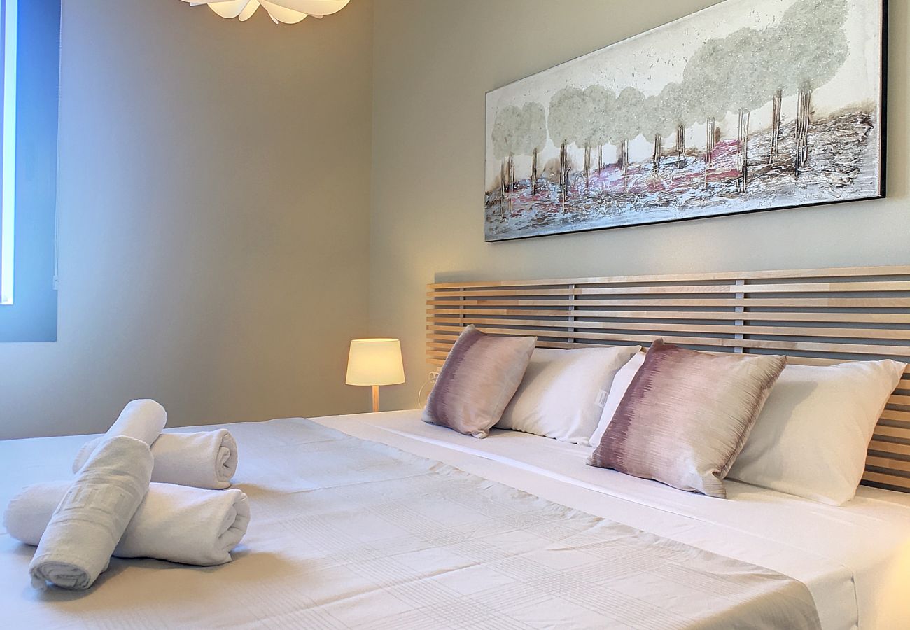 Apartment in Mar de Cristal - Modern, large terrace, pool and BBQ