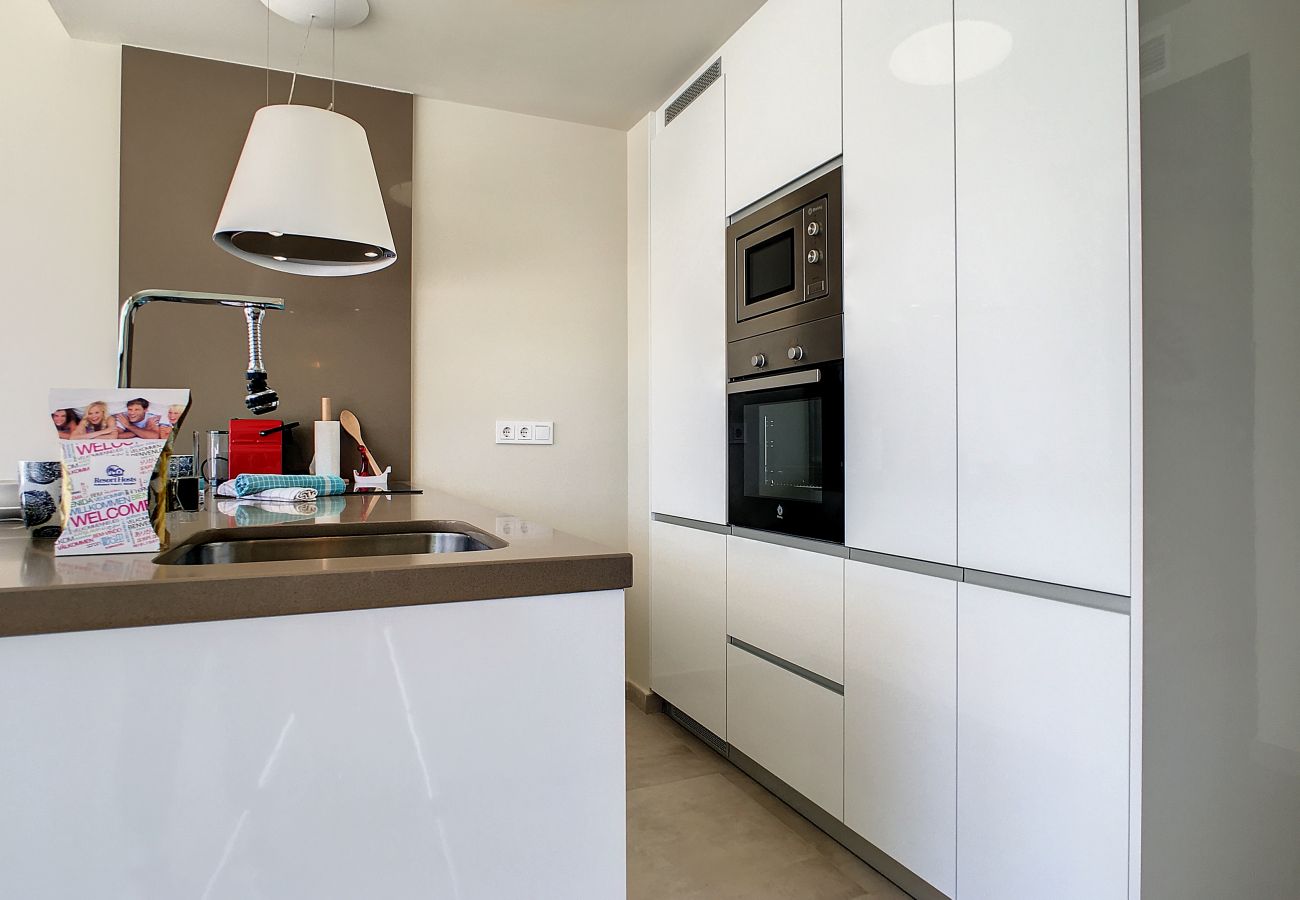 Apartment in Mar de Cristal - Modern, large terrace, pool and BBQ