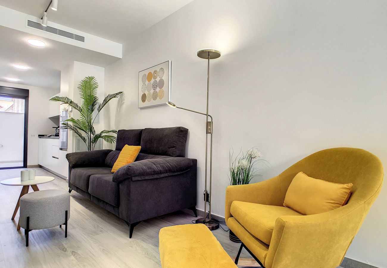Apartment in Santiago de la Ribera - Ground floor, 100m from beach, pool, wifi, parking