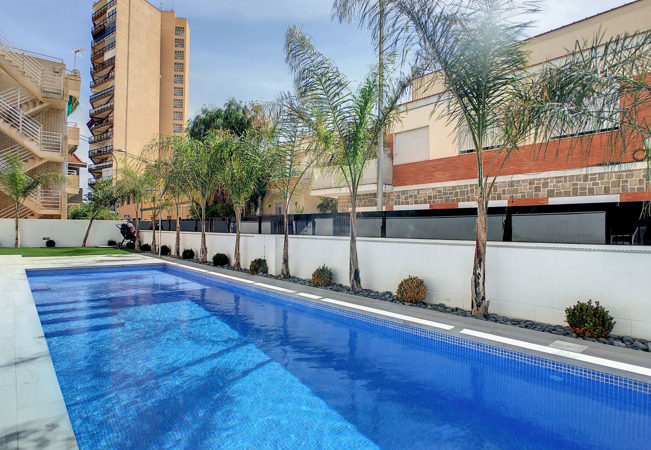 Apartment in Santiago de la Ribera - Ground floor, 100m from beach, pool, wifi, parking