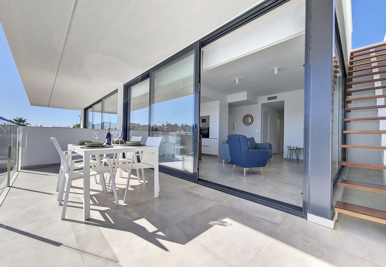 Apartment in Mar de Cristal - Penthouse with roof terrace and pool views