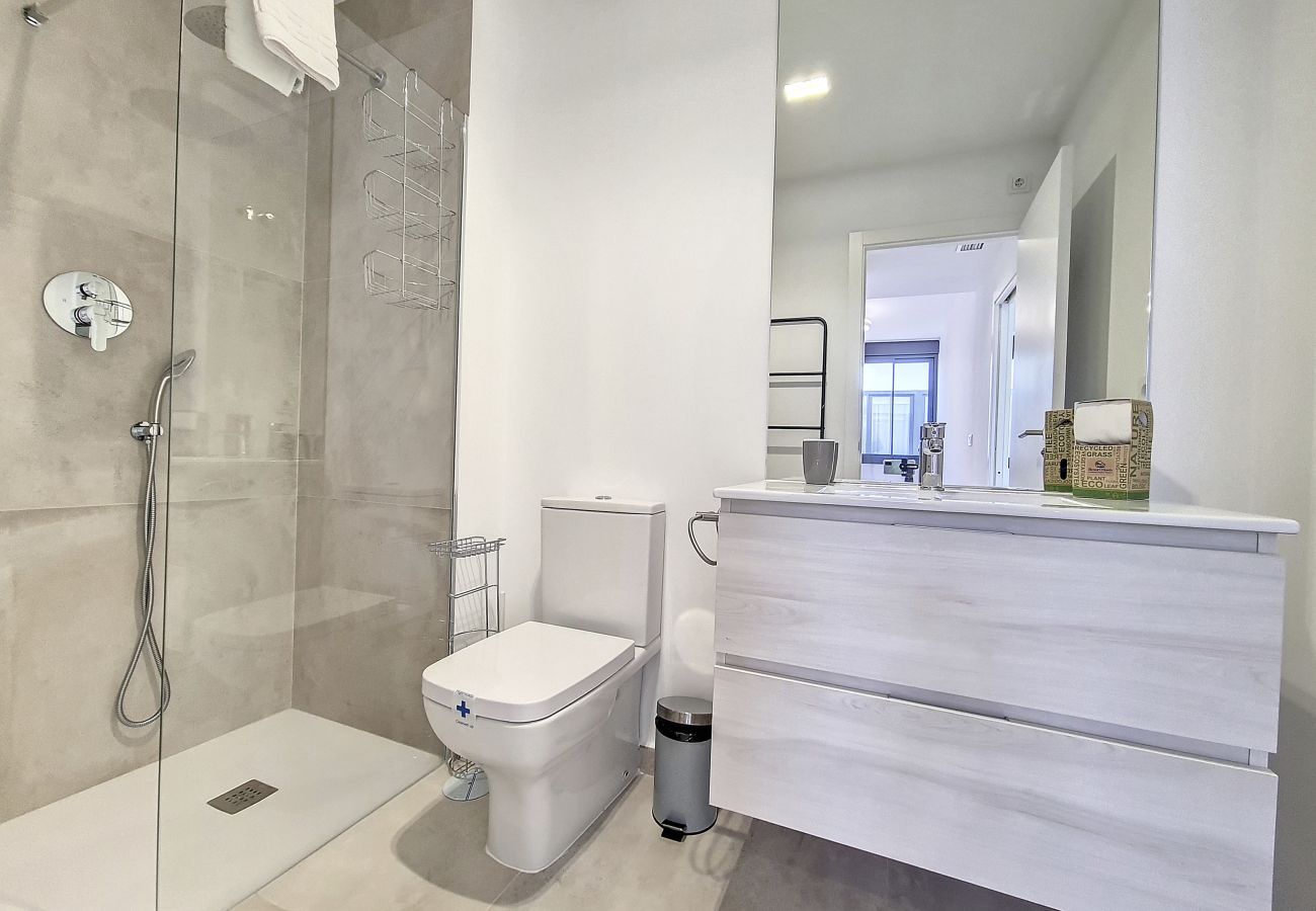 Apartment in Mar de Cristal - Penthouse with roof terrace and pool views