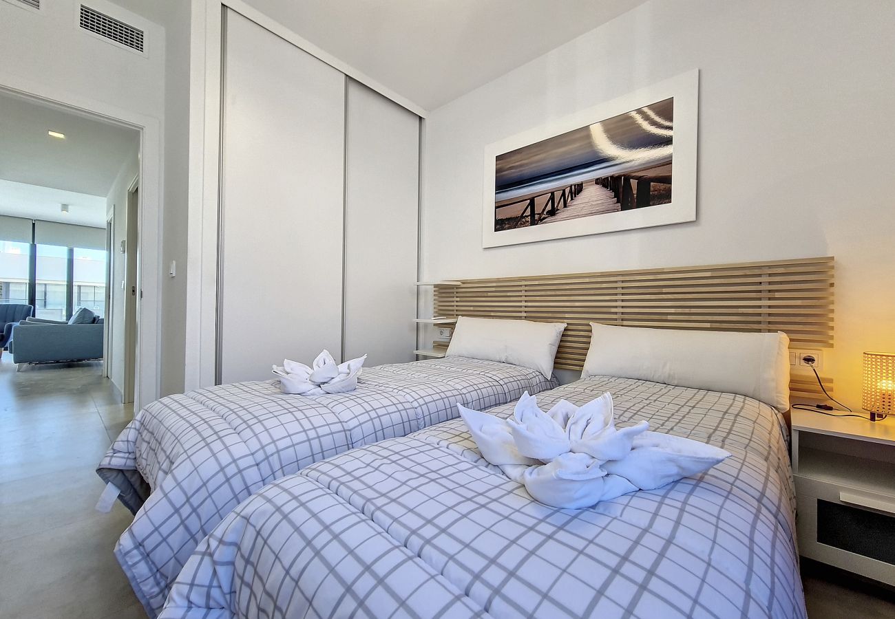 Apartment in Mar de Cristal - Penthouse with roof terrace and pool views
