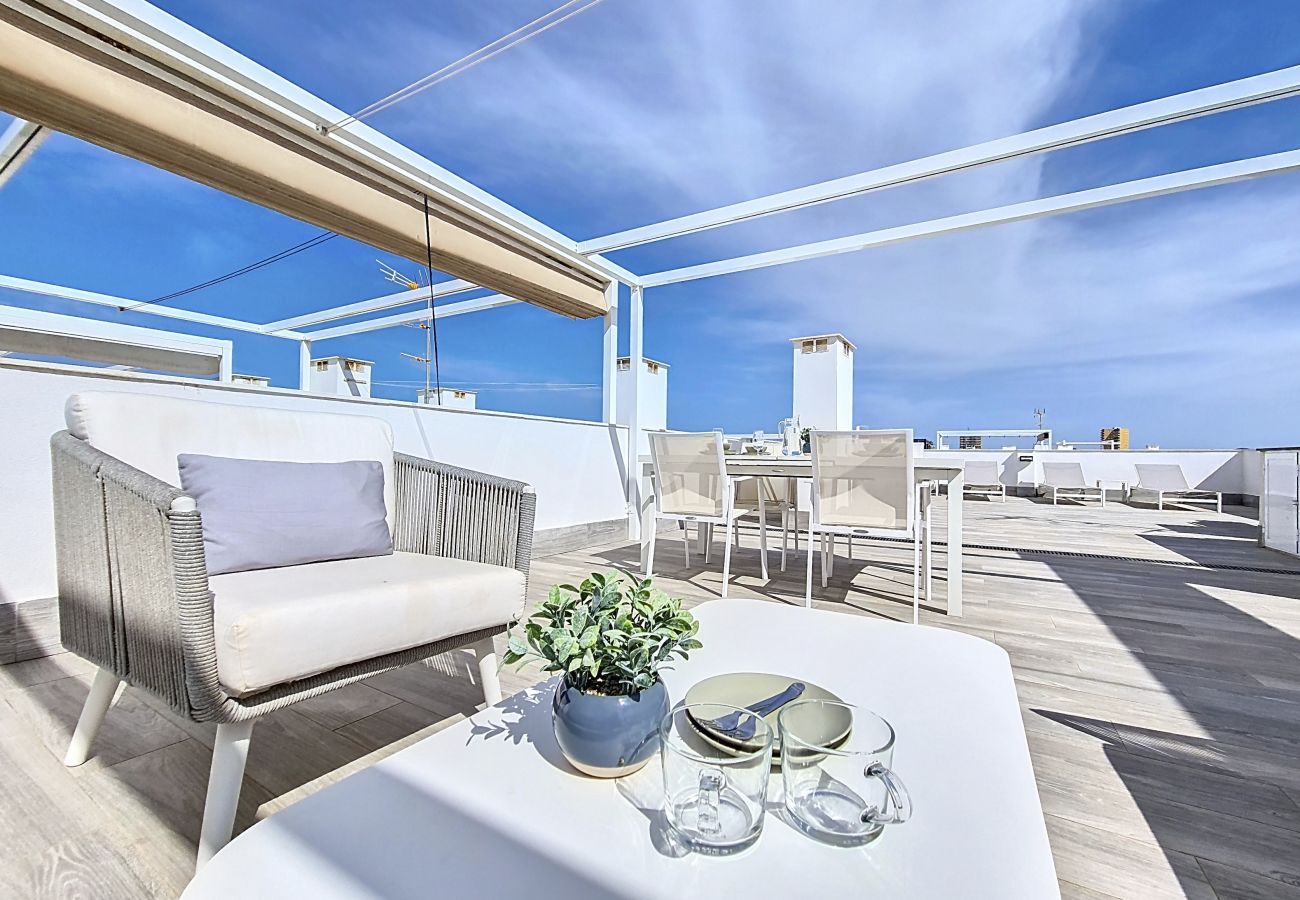 Apartment in Mar de Cristal - Penthouse with roof terrace and pool views