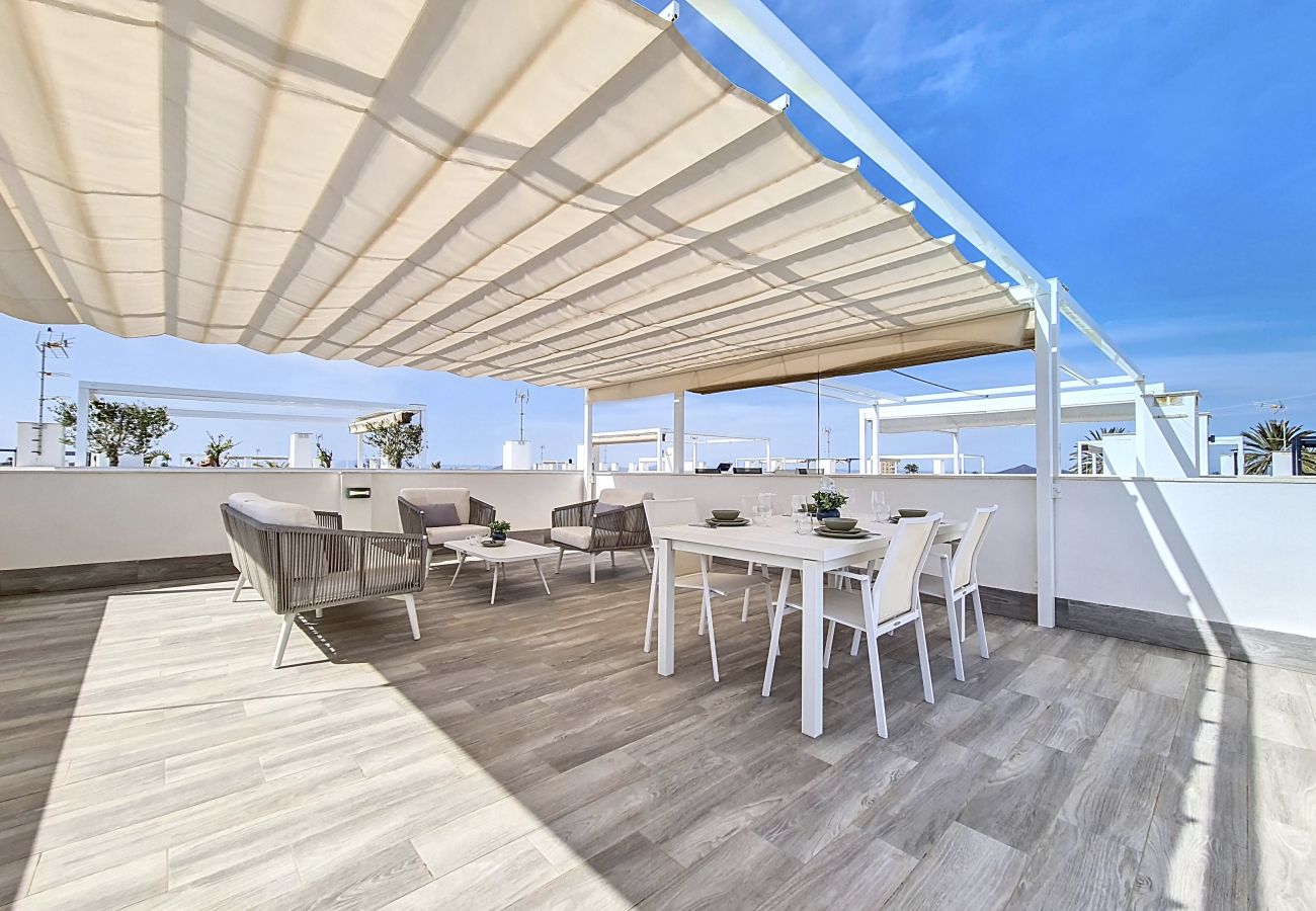 Apartment in Mar de Cristal - Penthouse with roof terrace and pool views