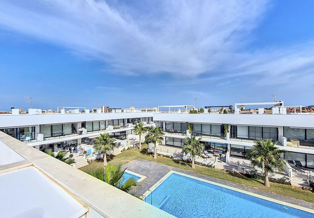 Apartment in Mar de Cristal - Penthouse with roof terrace and pool views