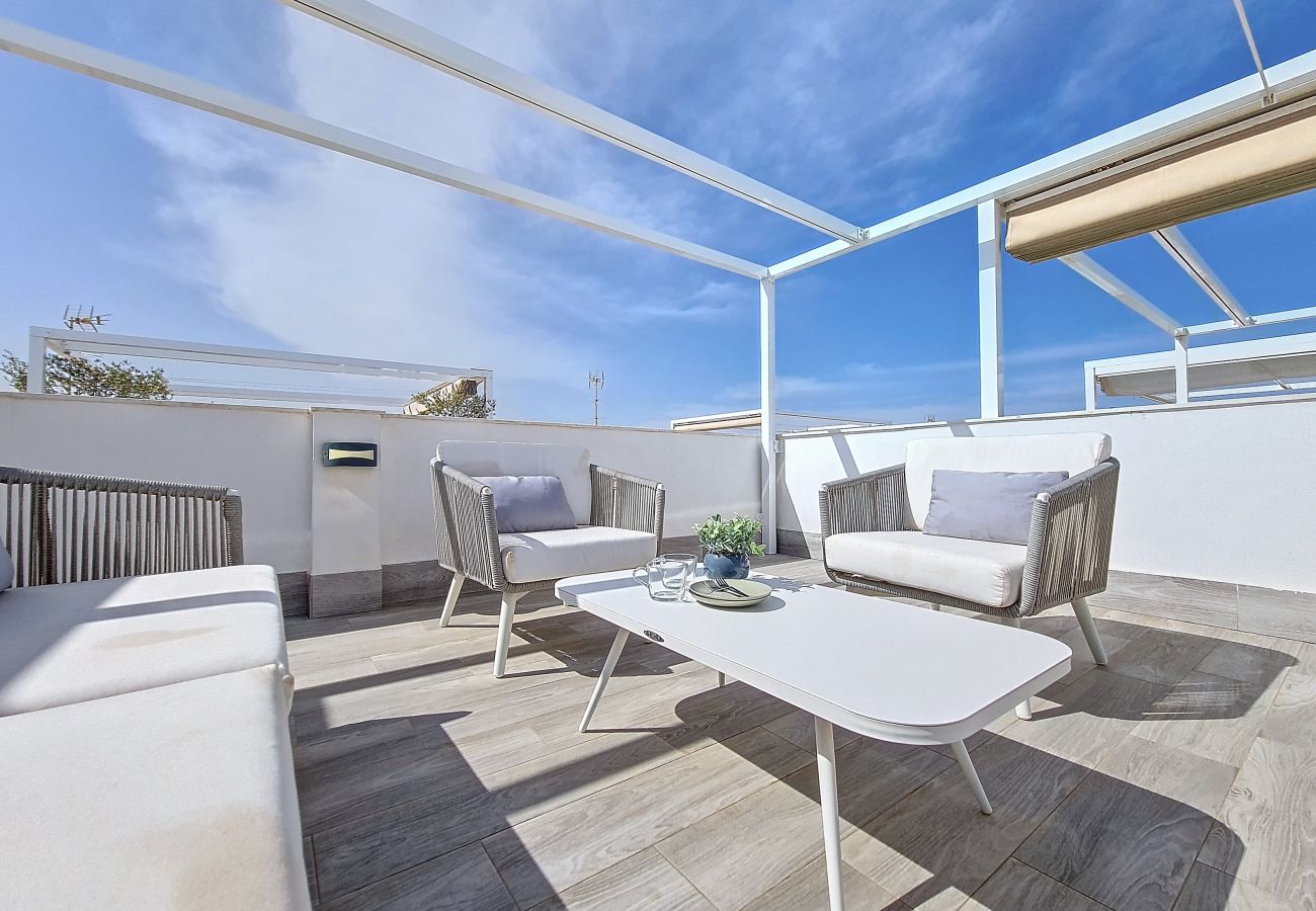Apartment in Mar de Cristal - Penthouse with roof terrace and pool views
