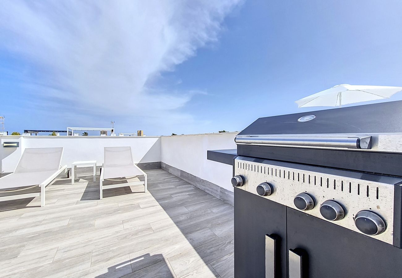 Apartment in Mar de Cristal - Penthouse with roof terrace and pool views