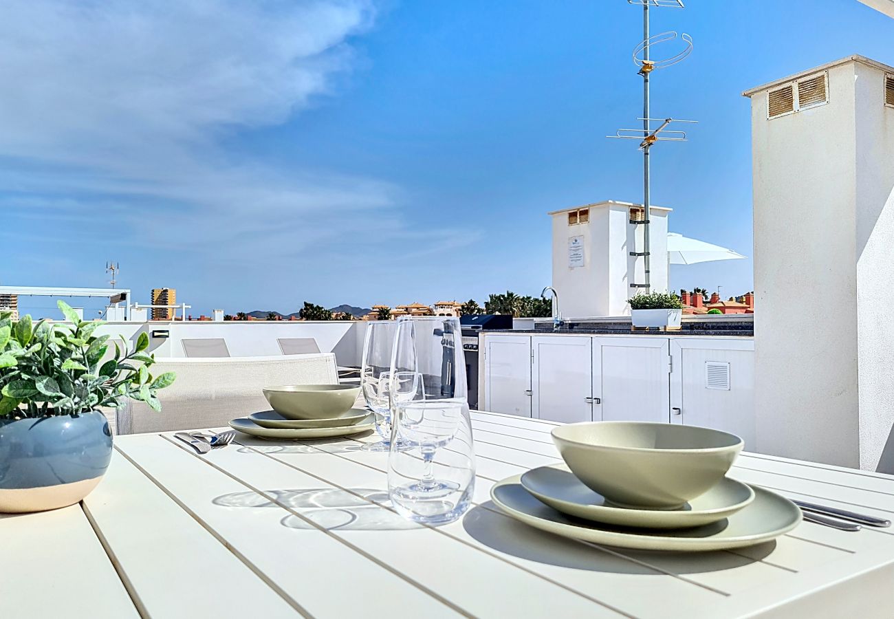 Apartment in Mar de Cristal - Penthouse with roof terrace and pool views