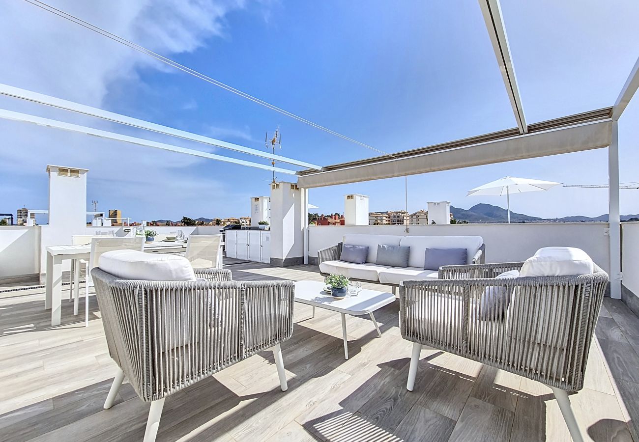 Apartment in Mar de Cristal - Penthouse with roof terrace and pool views