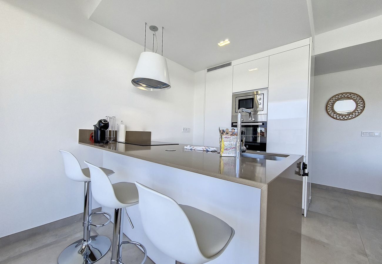 Apartment in Mar de Cristal - Penthouse with roof terrace and pool views