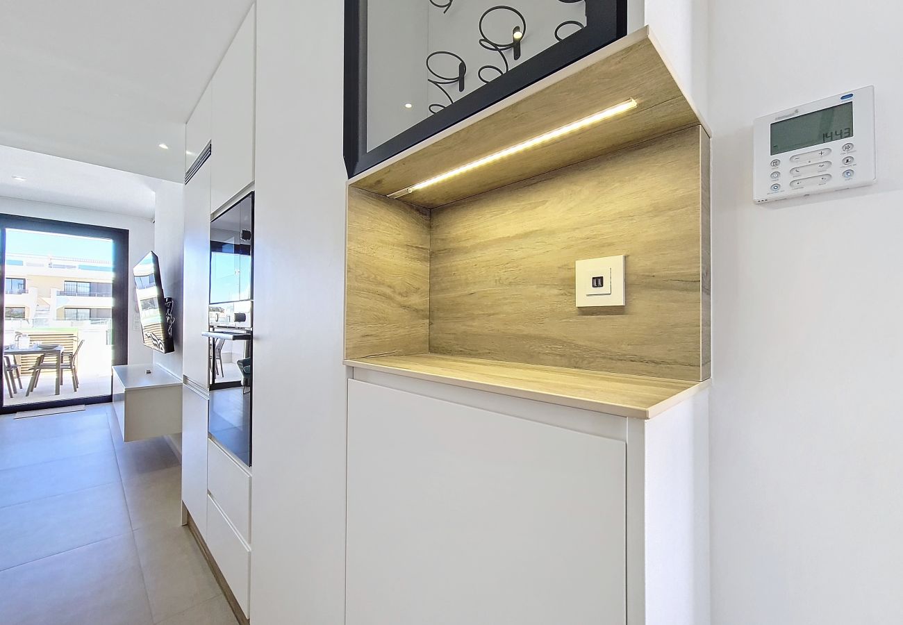 Apartment in Mar de Cristal - Poolside apartment with terrace, parking and Wi-Fi 