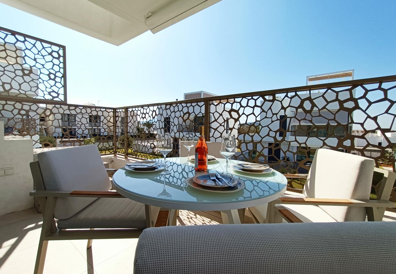 Apartment in Mar de Cristal - Penthouse apartment with pool and sea views