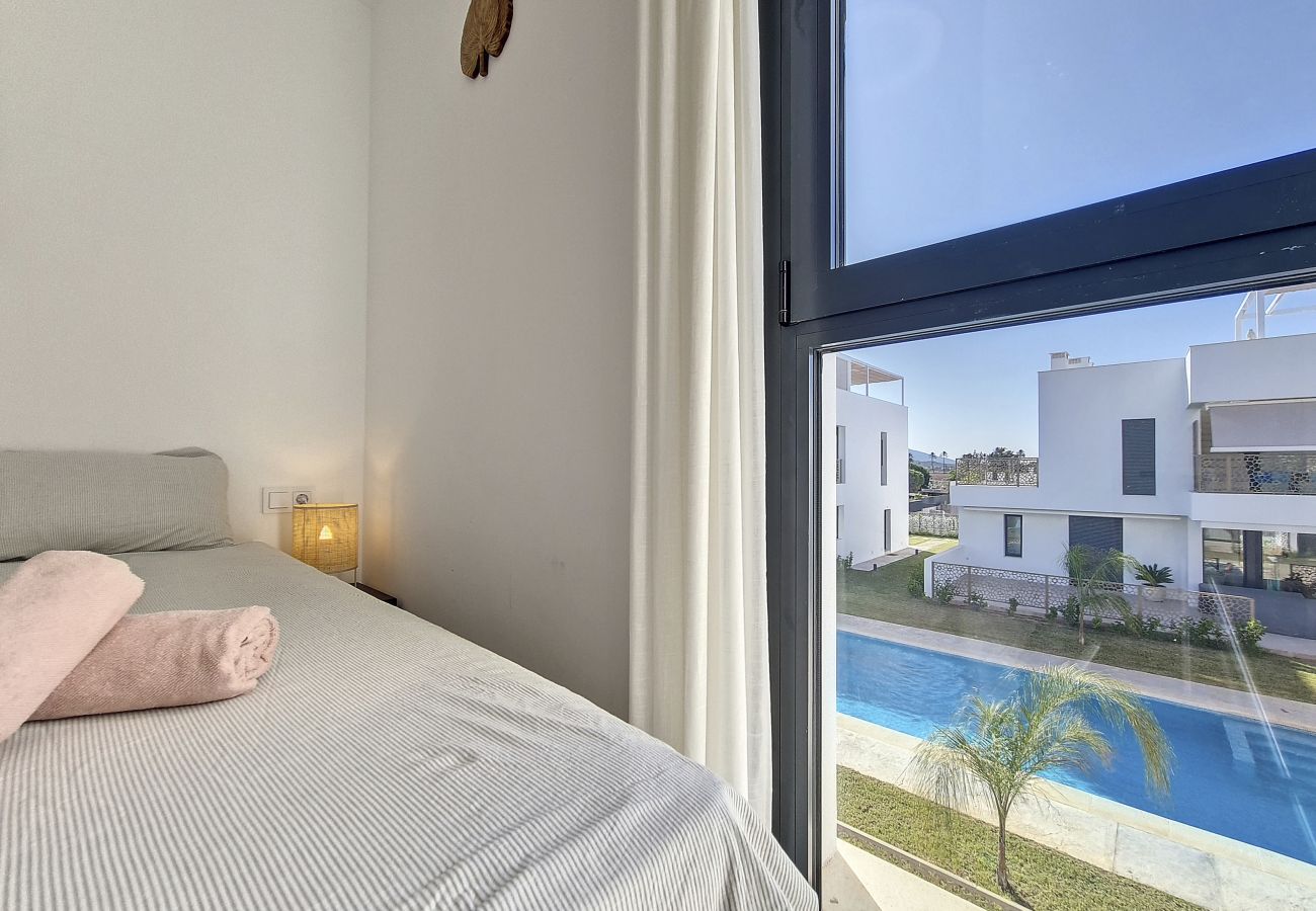 Apartment in Mar de Cristal - Penthouse apartment with pool and sea views