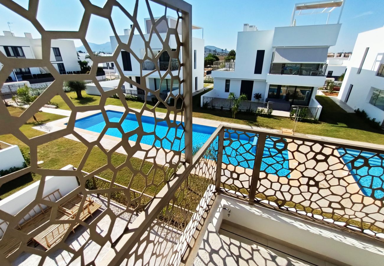 Apartment in Mar de Cristal - Penthouse apartment with pool and sea views