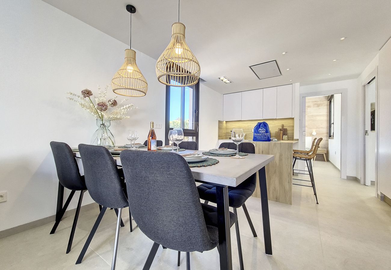 Apartment in San Pedro del Pinatar - Penthouse apartment with pool, parking and Wi-Fi