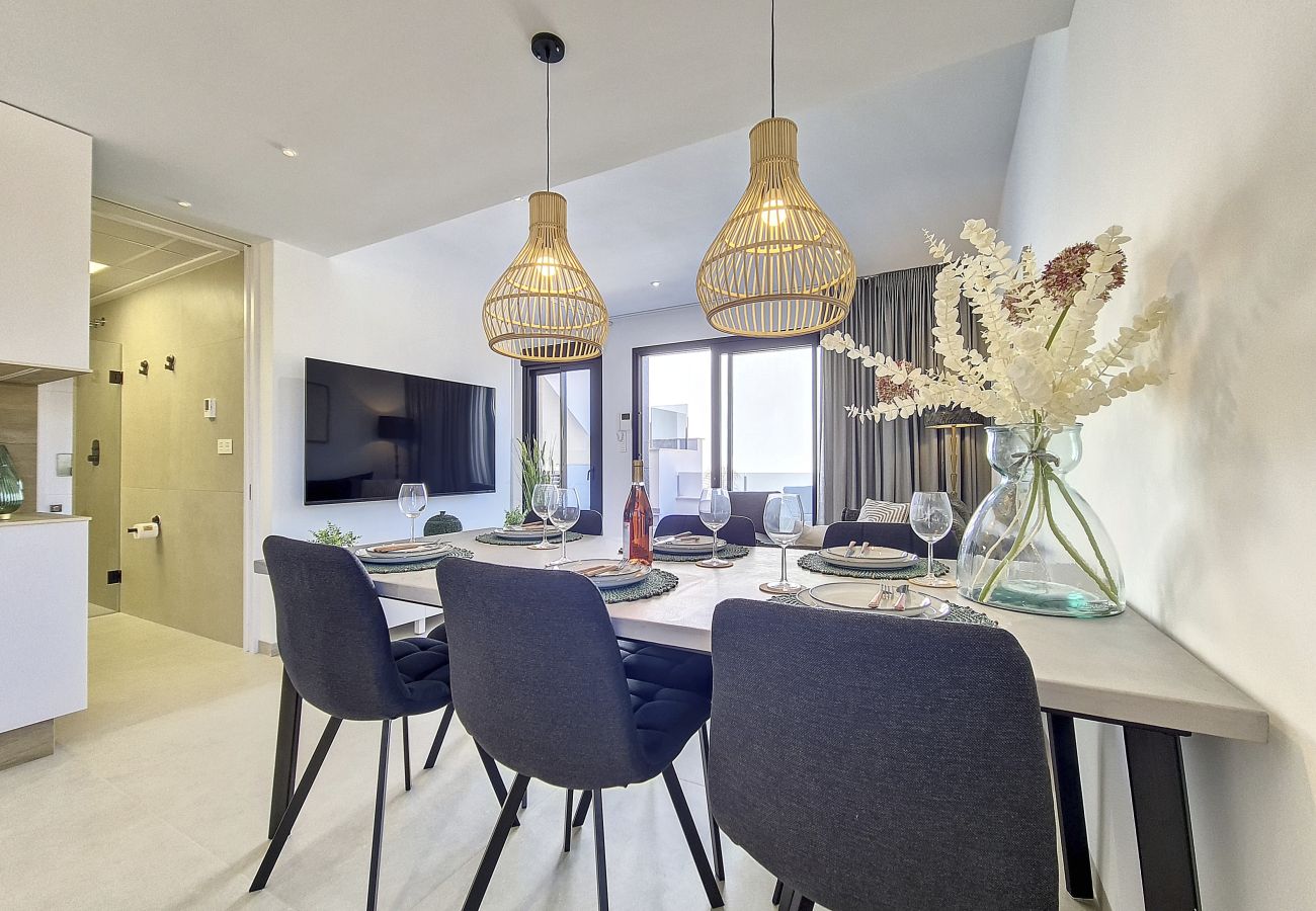 Apartment in San Pedro del Pinatar - Penthouse apartment with pool, parking and Wi-Fi