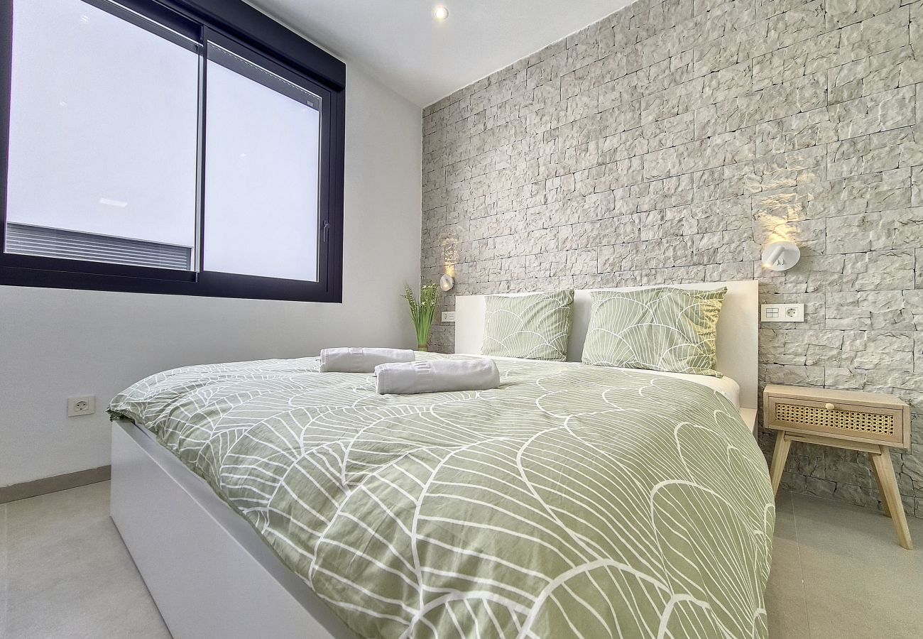 Apartment in San Pedro del Pinatar - Penthouse apartment with pool, parking and Wi-Fi