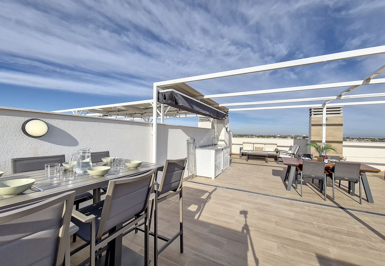Apartment in San Javier - Penthouse Apartment with Sea and Pool Views