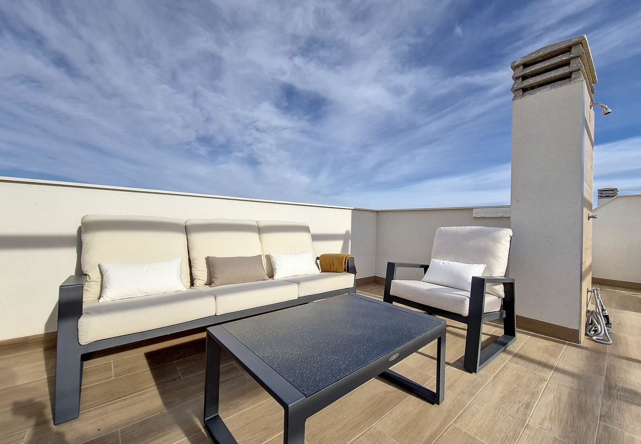 Apartment in San Javier - Penthouse Apartment with Sea and Pool Views