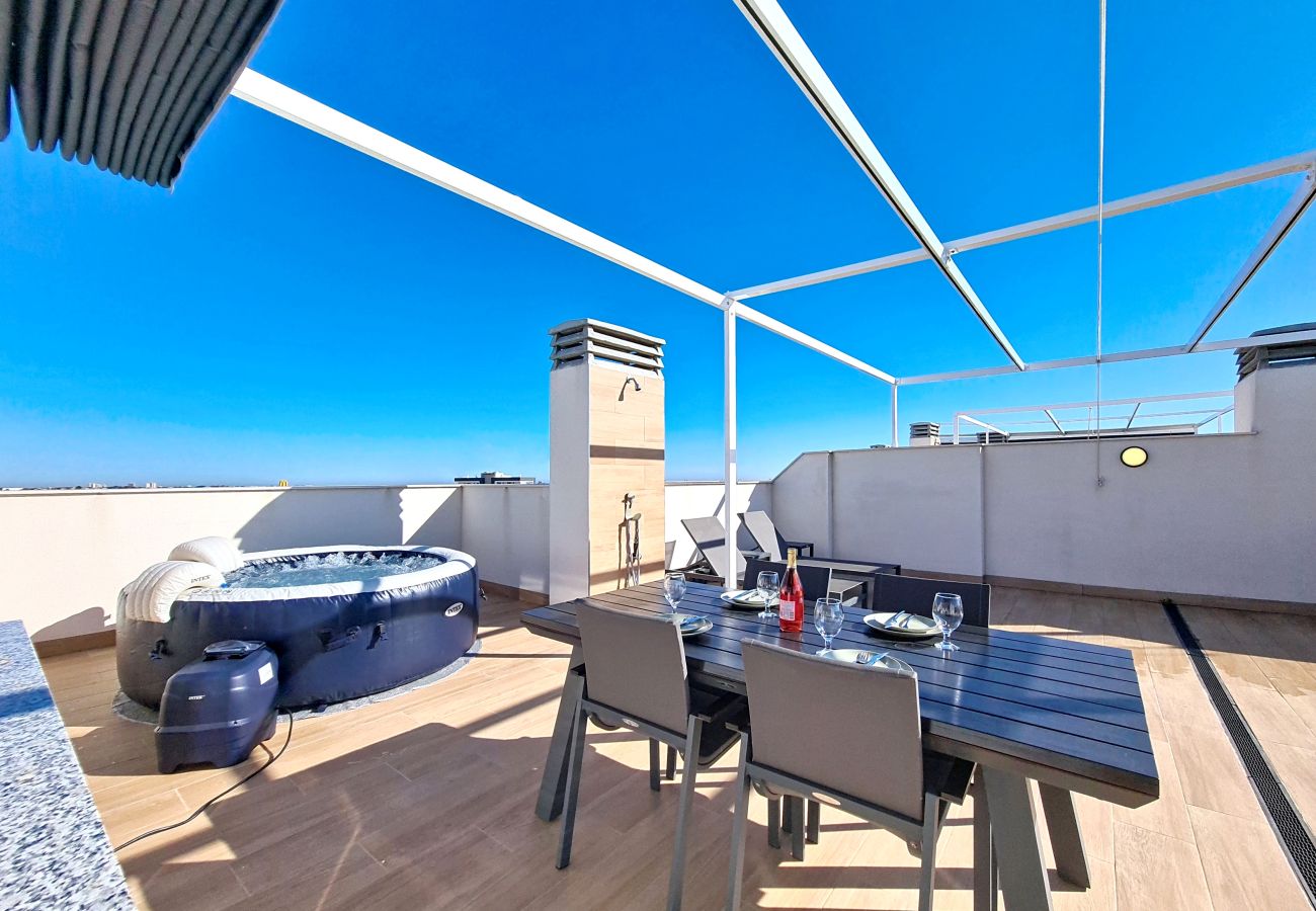 Apartment in San Javier - Penthouse Apartment with Sea and Pool Views