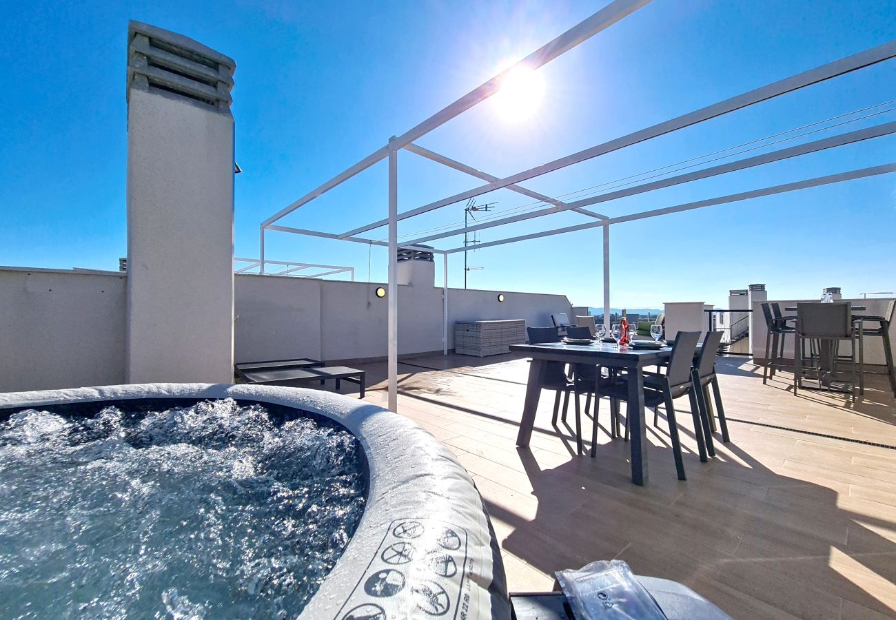 Apartment in San Javier - Penthouse Apartment with Sea and Pool Views