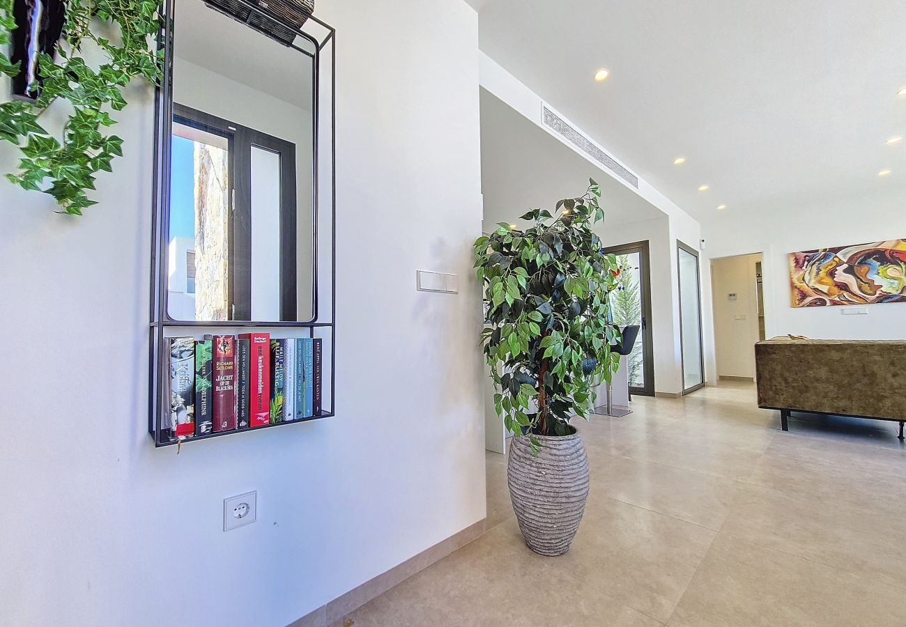 Villa in Santiago de la Ribera - Villa with private pool, and terrace, Wi-Fi and BBQ