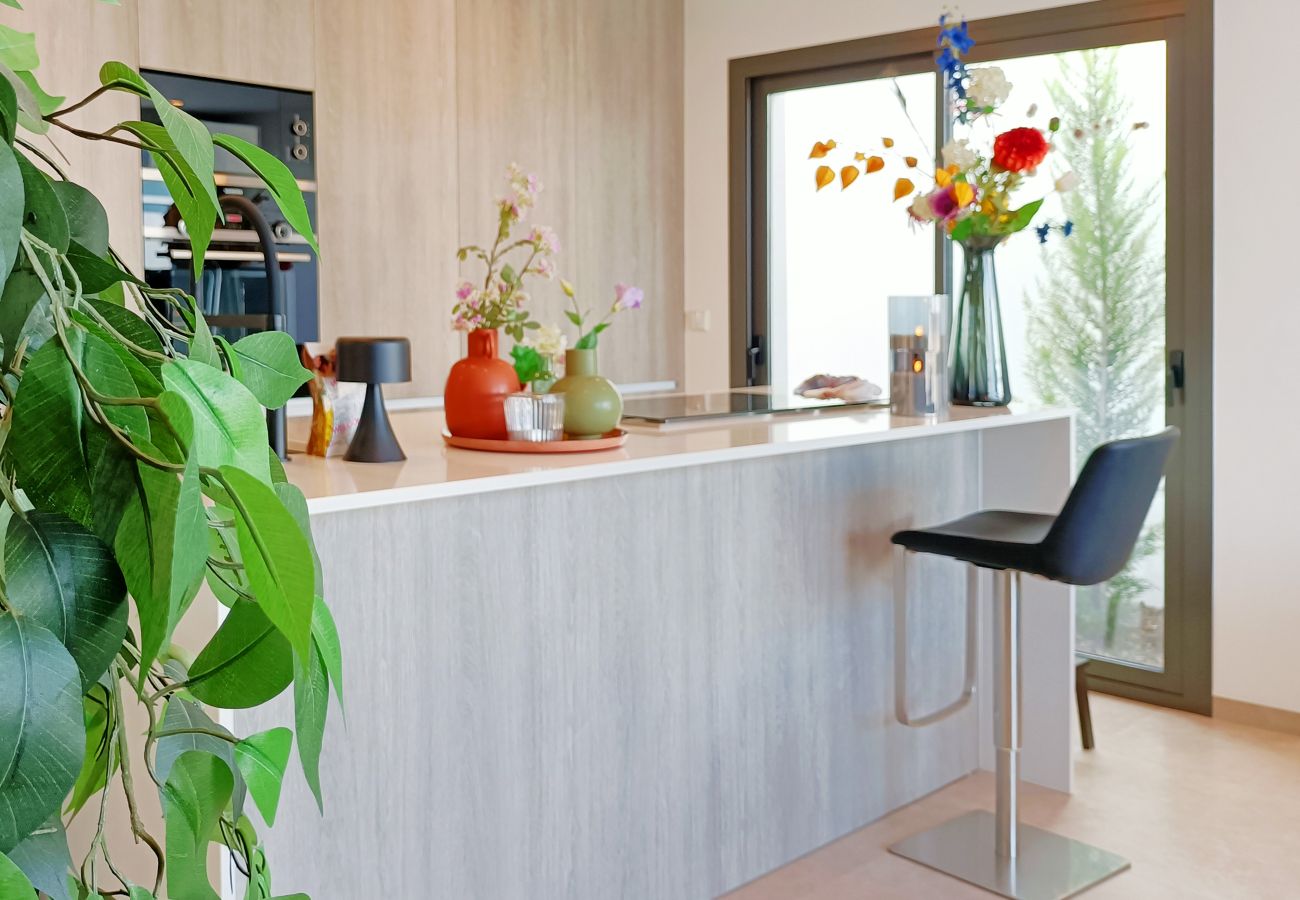 Villa in Santiago de la Ribera - Villa with private pool, and terrace, Wi-Fi and BBQ