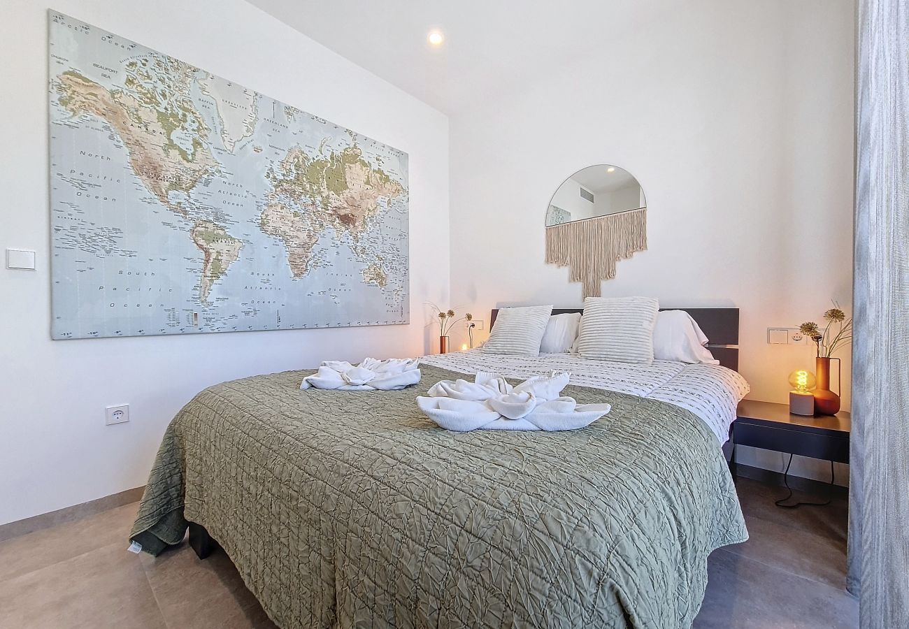 Villa in Santiago de la Ribera - Villa with private pool, and terrace, Wi-Fi and BBQ