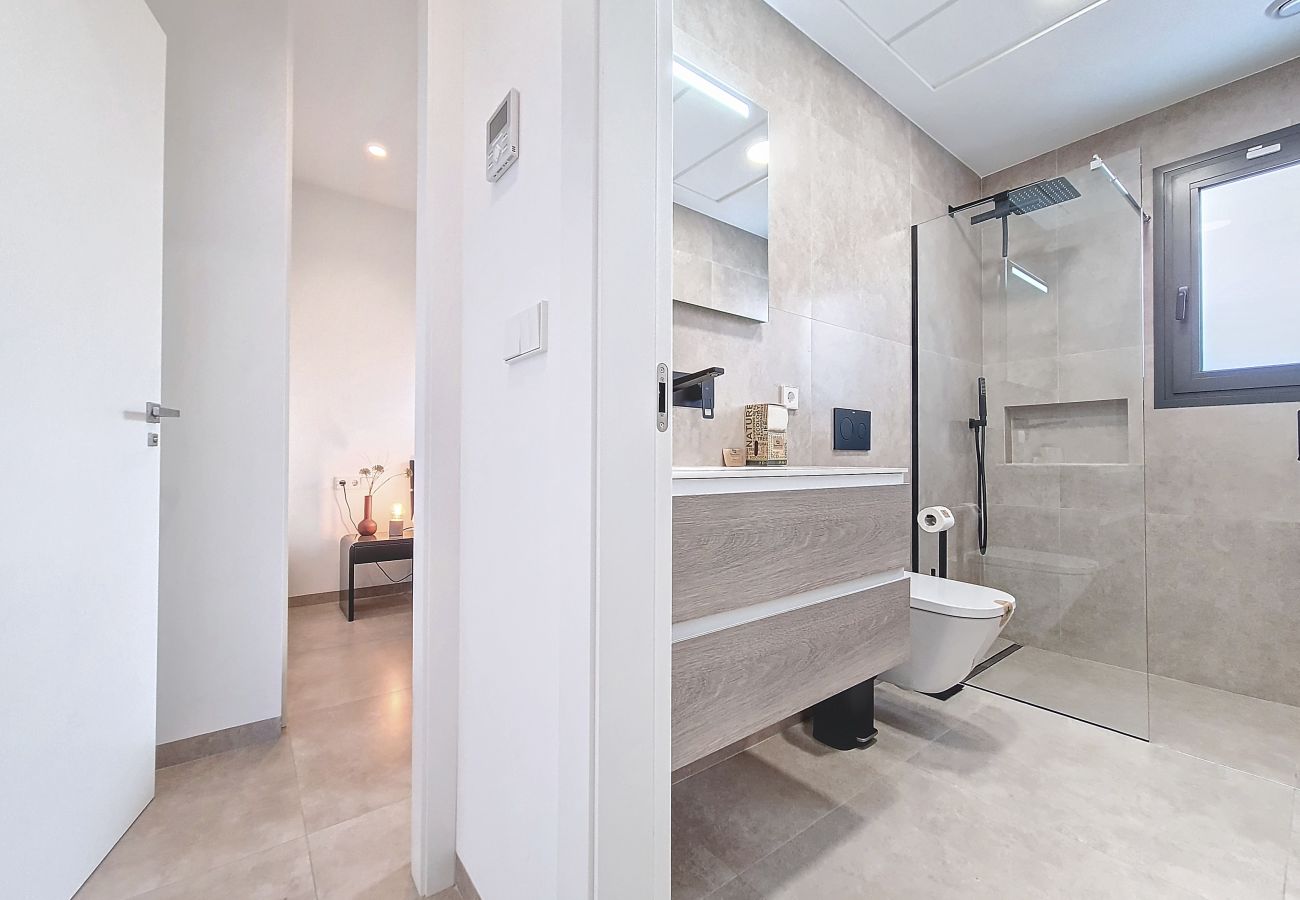 Villa in Santiago de la Ribera - Villa with private pool, and terrace, Wi-Fi and BBQ
