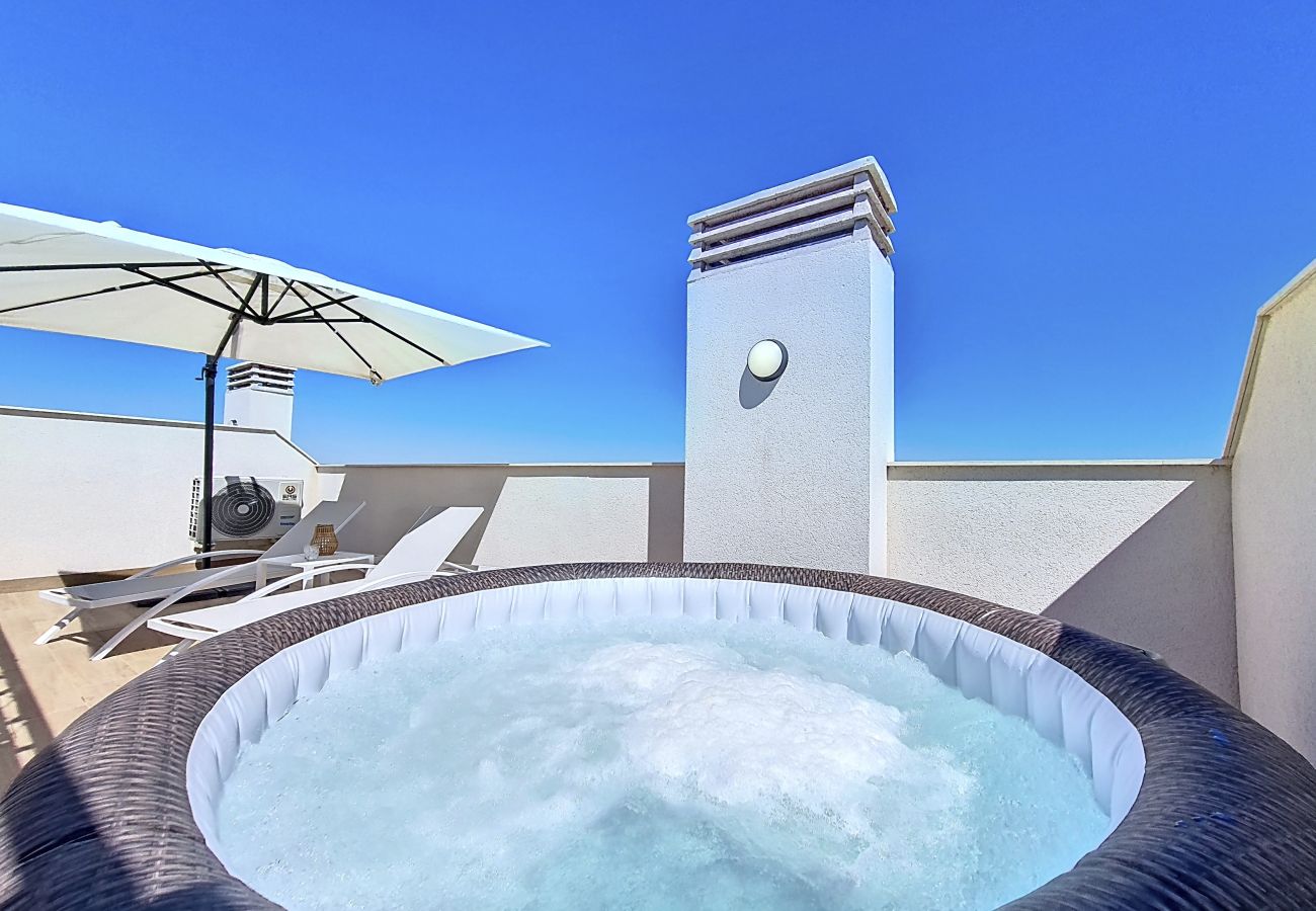 Apartment in San Javier - Penthouse with jacuzzi and roof terrace