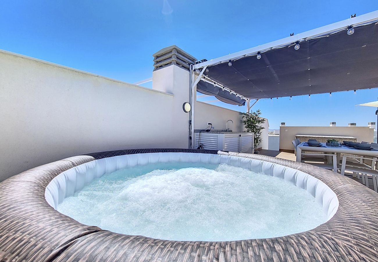 Apartment in San Javier - Penthouse with jacuzzi and roof terrace