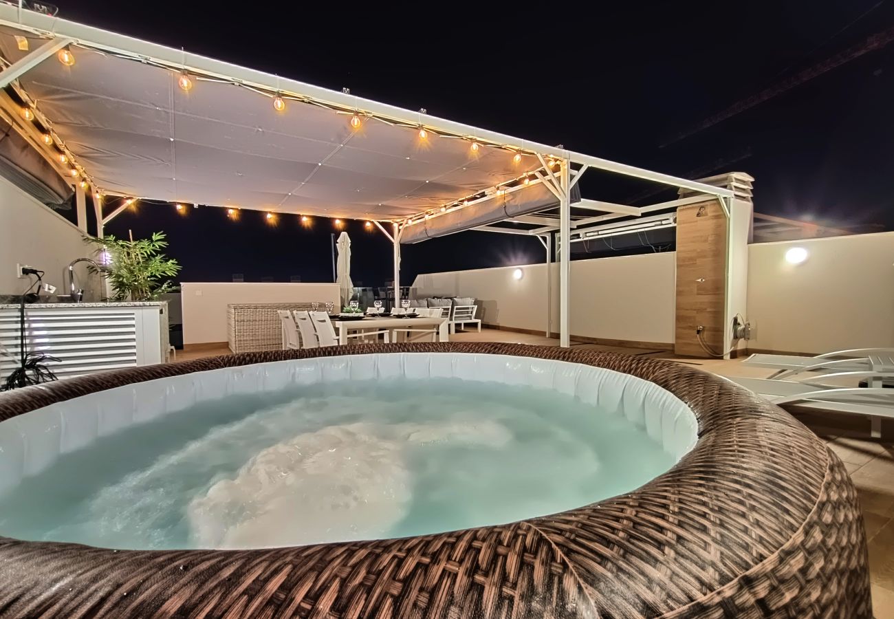 Apartment in San Javier - Penthouse with jacuzzi and roof terrace