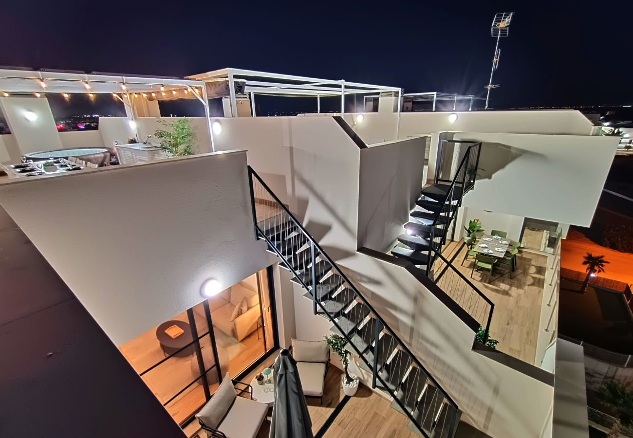 Apartment in San Javier - Penthouse with jacuzzi and roof terrace