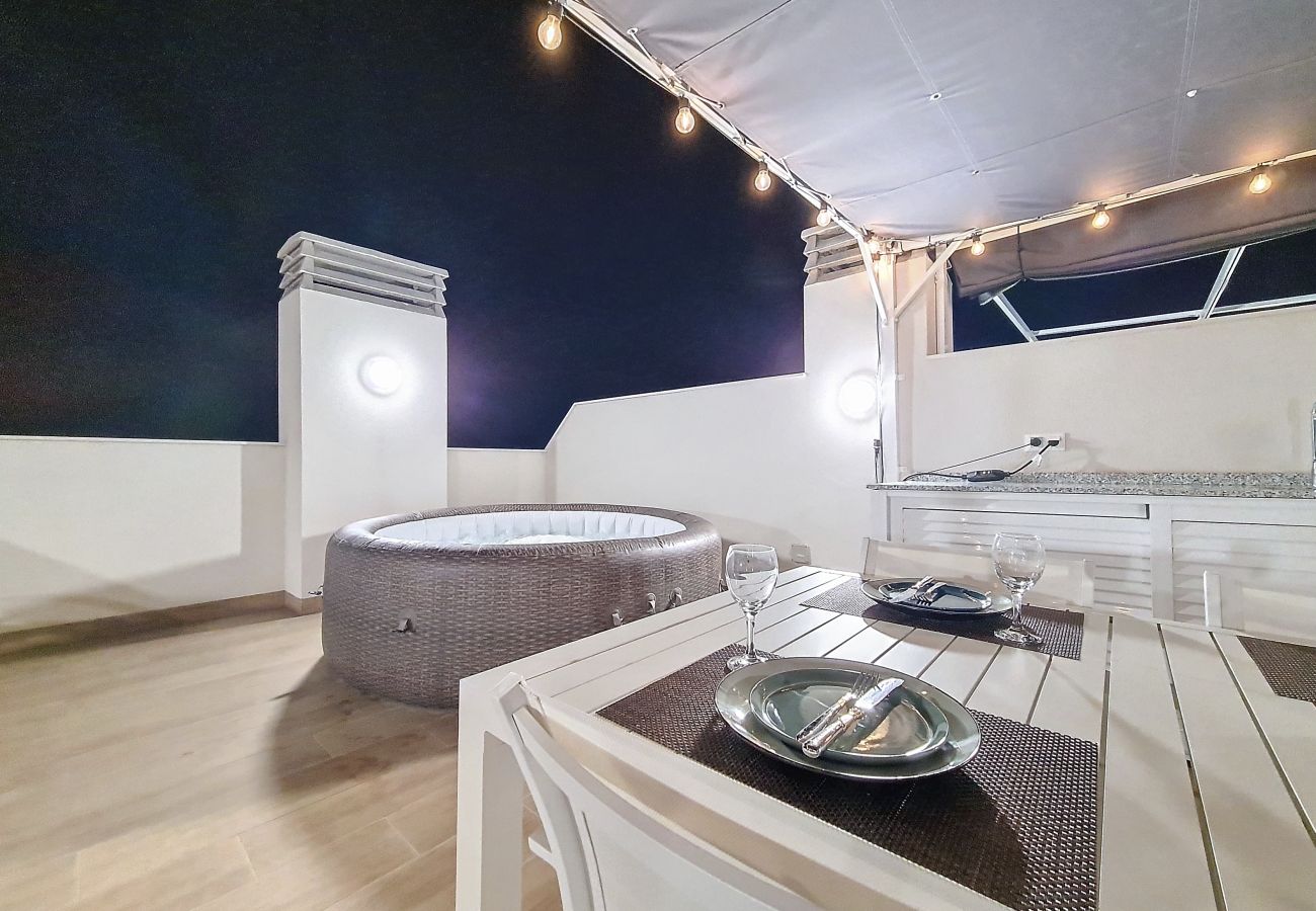 Apartment in San Javier - Penthouse with jacuzzi and roof terrace