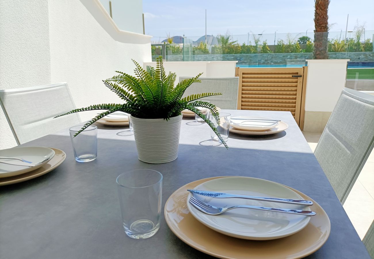 Apartment in Mar de Cristal - Poolside apartment, close to the beach