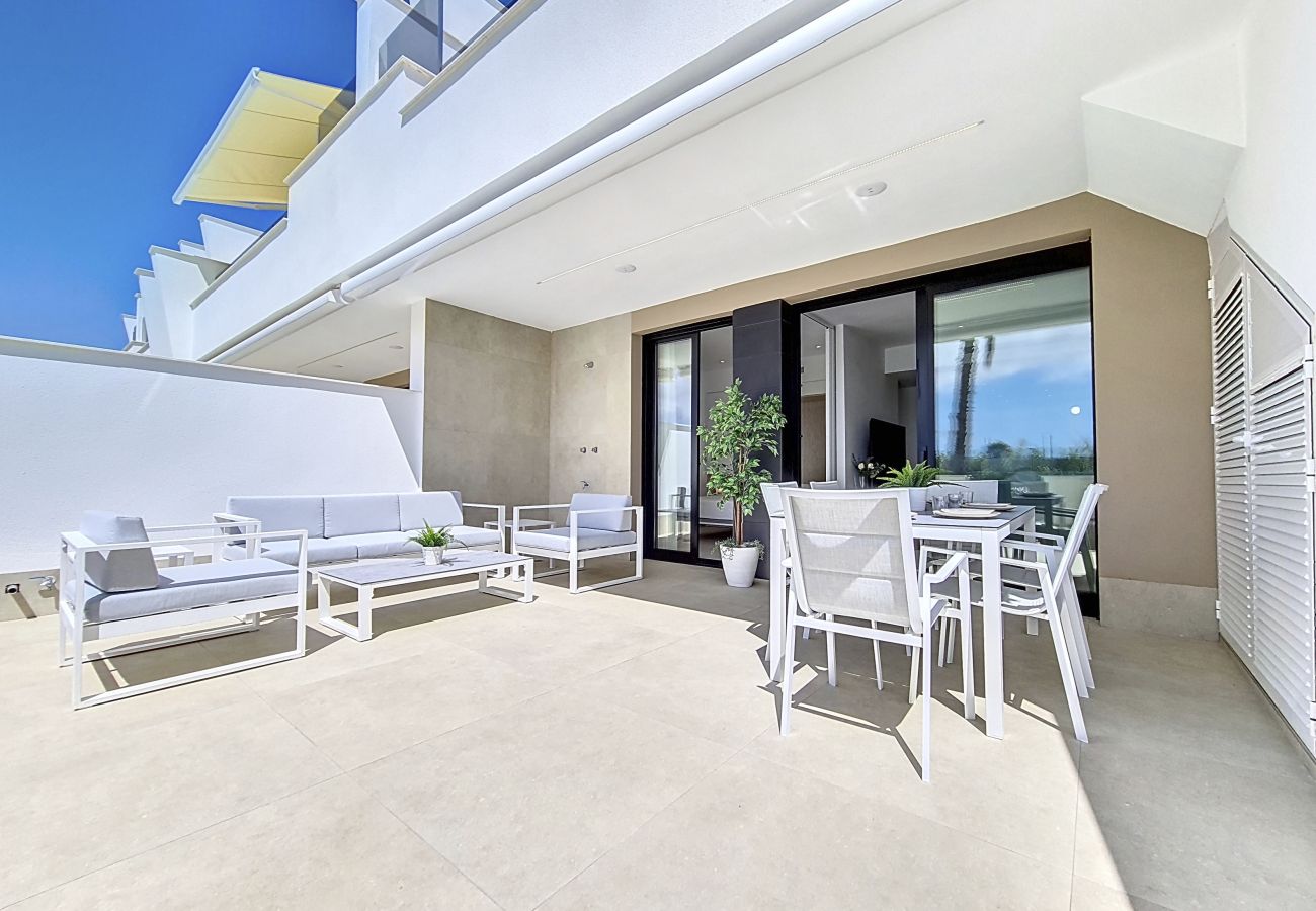 Apartment in Mar de Cristal - Poolside apartment, close to the beach