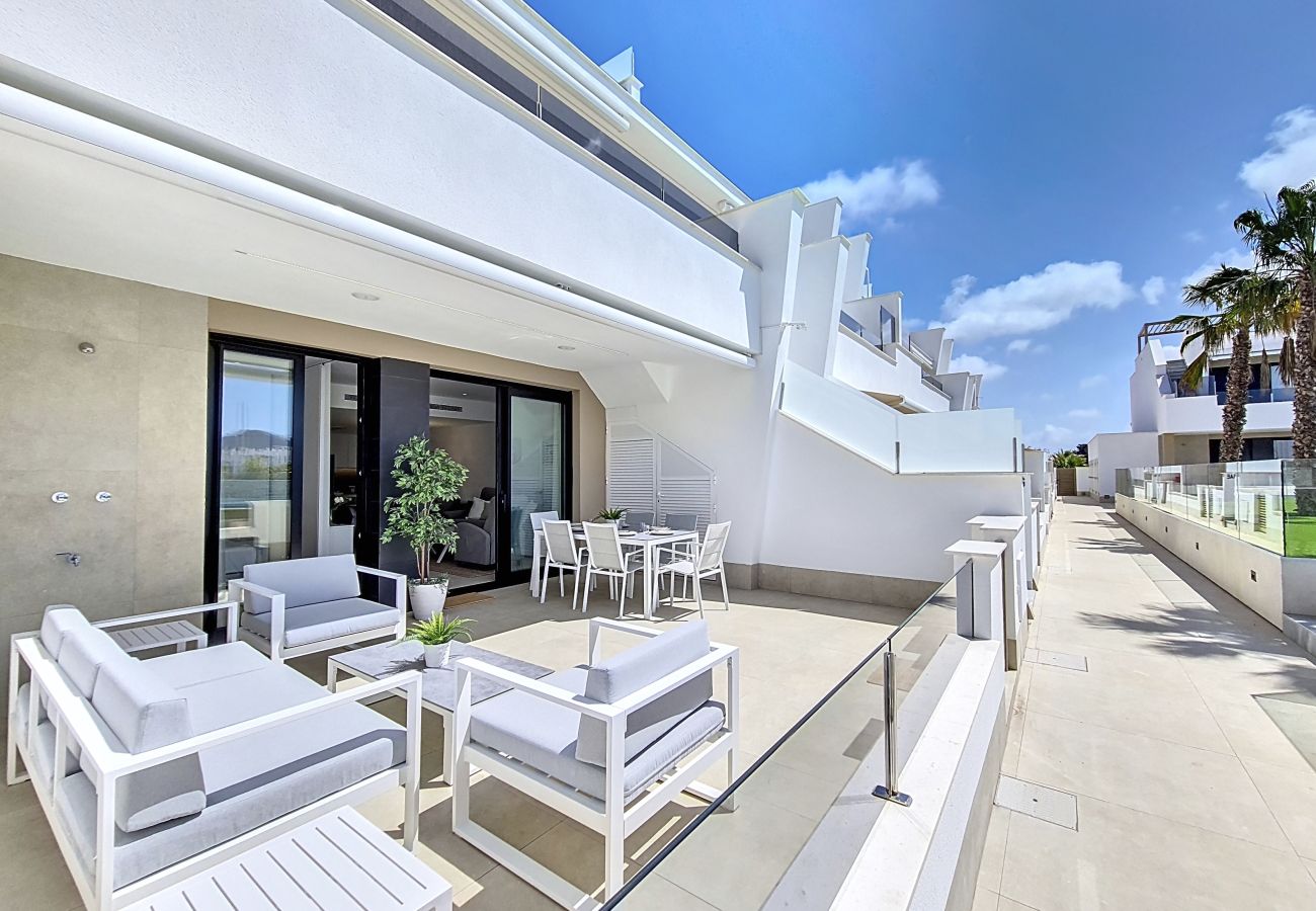 Apartment in Mar de Cristal - Poolside apartment, close to the beach