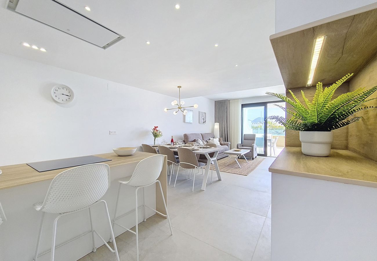 Apartment in Mar de Cristal - Poolside apartment, close to the beach