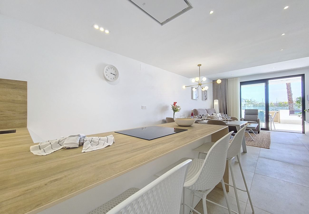 Apartment in Mar de Cristal - Poolside apartment, close to the beach