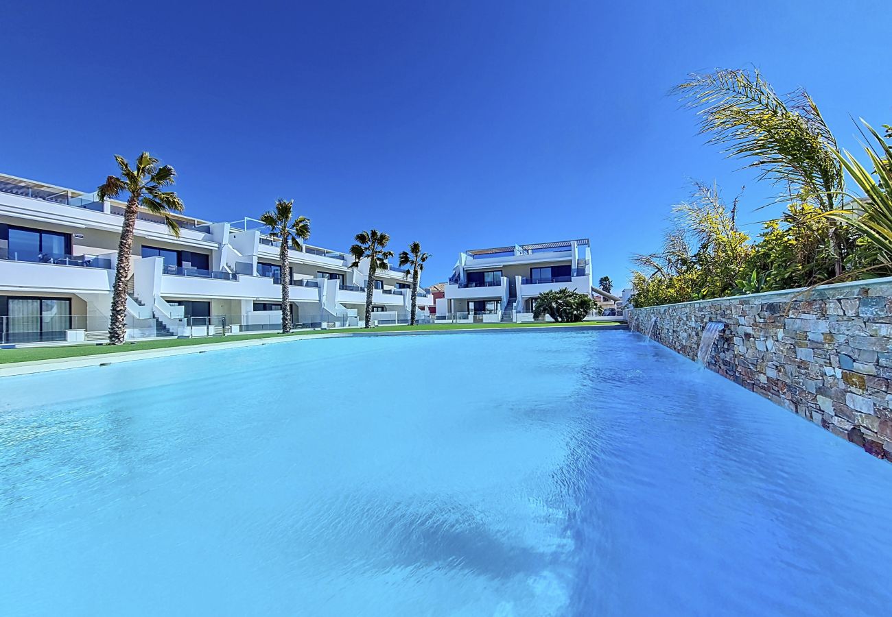 Apartment in Mar de Cristal - Poolside apartment, close to the beach